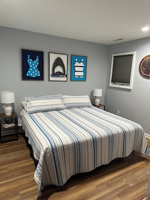 2 bedrooms, travel cot, free WiFi, bed sheets