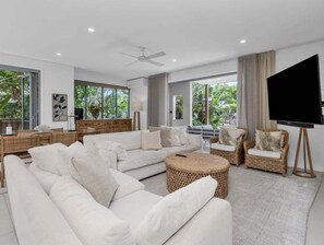 Smart TV - Sandsong @ Kamala - Luxe Casuarina Home (Tweed)