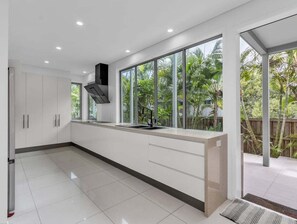 Fridge, microwave, oven, stovetop - Sandsong @ Kamala - Luxe Casuarina Home (Tweed)