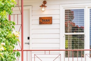 Exterior detail - Tara House, Bendigo S (Bendigo)