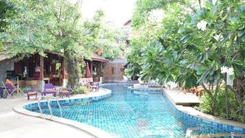 Piscina externa