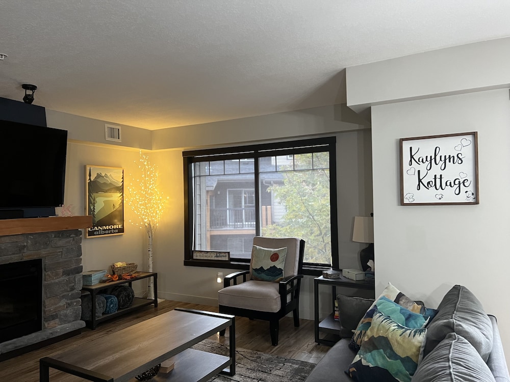 Explore the scenic Canadian Rockies from our luxurious 2BR/2 BA condo