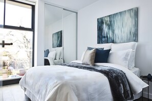 Deluxe Apartment | 2 bedrooms, iron/ironing board, cots/infant beds, rollaway beds - Mega Style Apartments - The Marc (St Kilda)