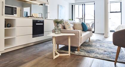 Mega Style Apartments - The Marc