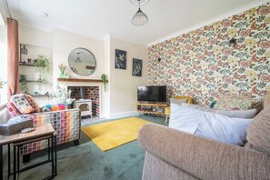 TV, fireplace, stereo - Historical Village Cottage -  Pet Friendly (Heysham)