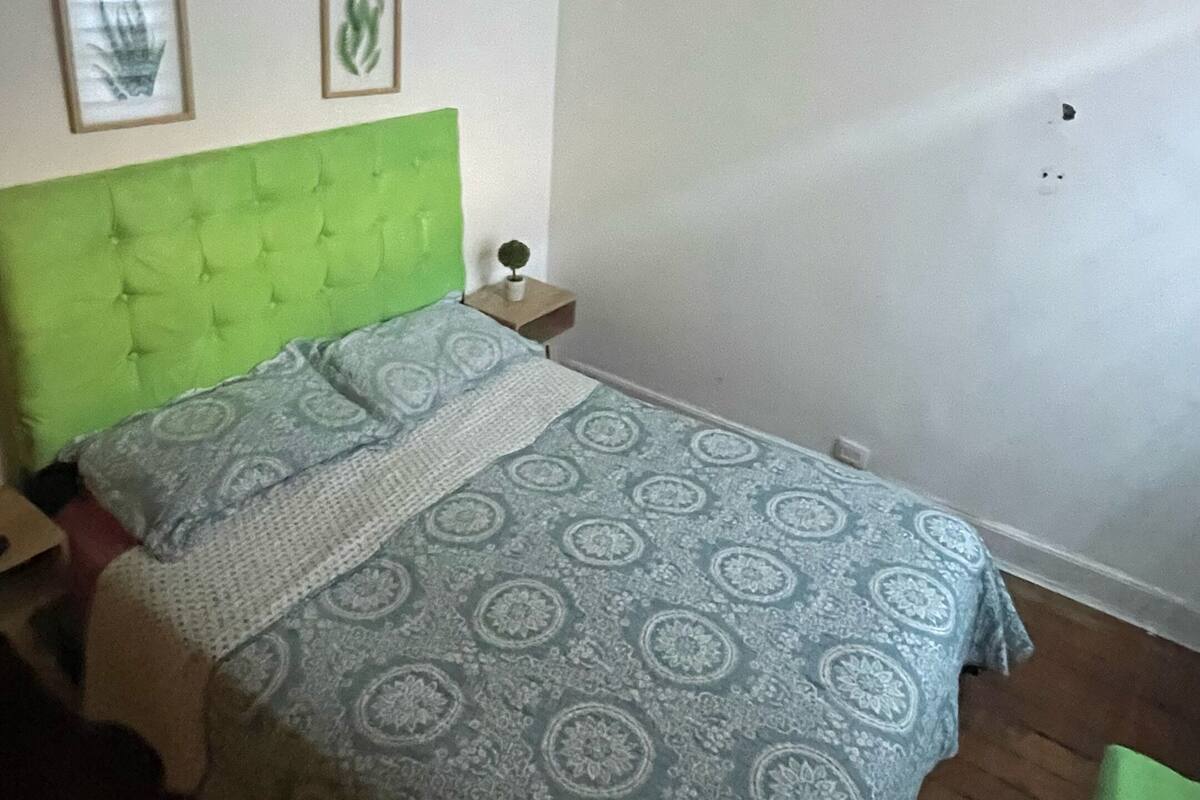 Quarto casal ou duplo standard | Individualmente decorados, individualmente mobiliados