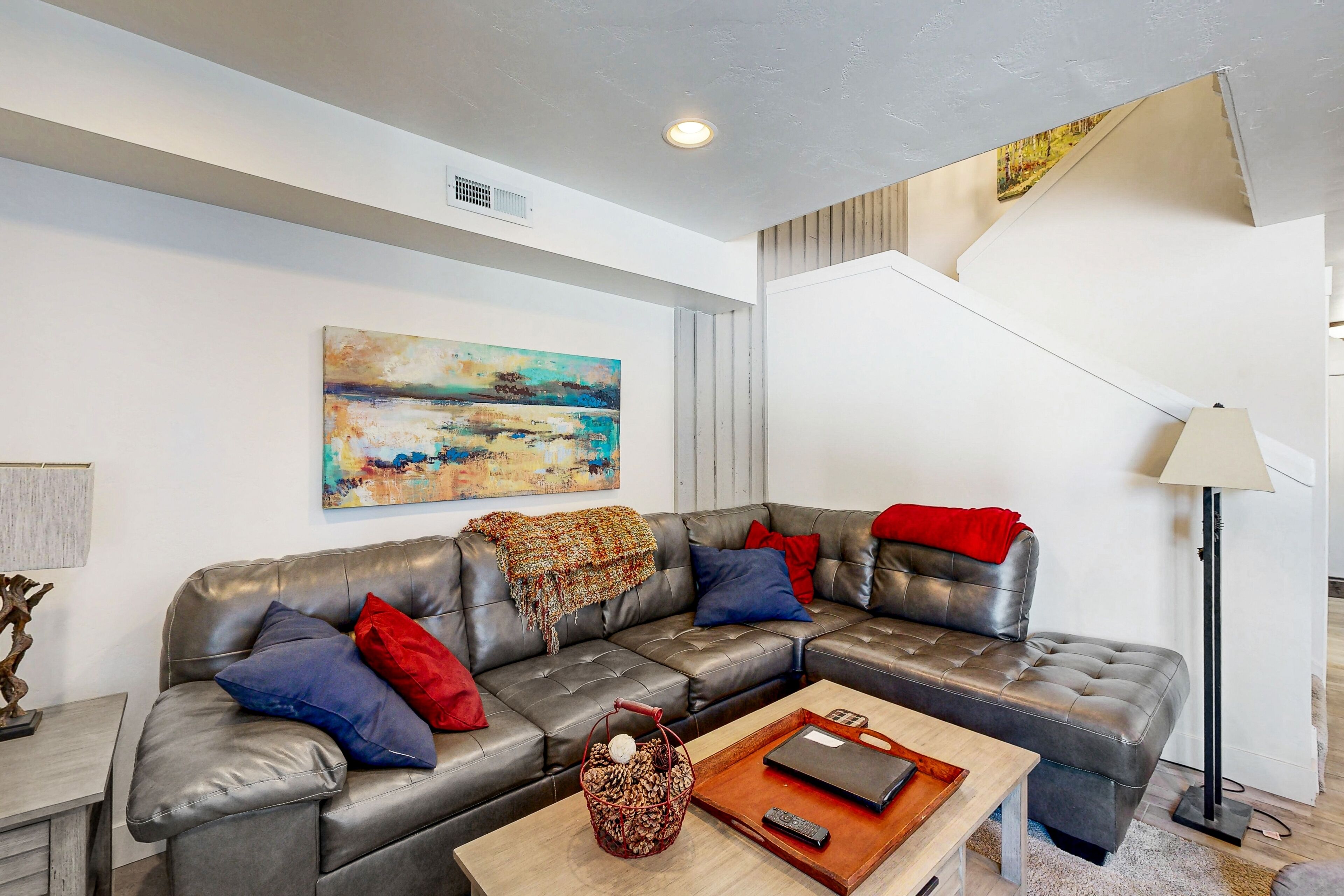 Dog-friendly townhome with hot tub, tennis, & private balcony