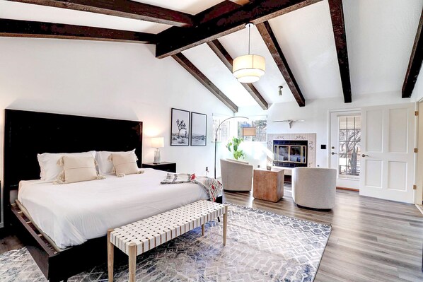 3 chambres, fer et planche à repasser, lit parapluie, Wi-Fi