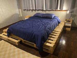 2 Schlafzimmer, Bügeleisen/Bügelbrett, kostenloses WLAN, Bettwäsche
