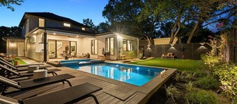 7BR Private Villa  | Heated Pool & Outdoor Oasis