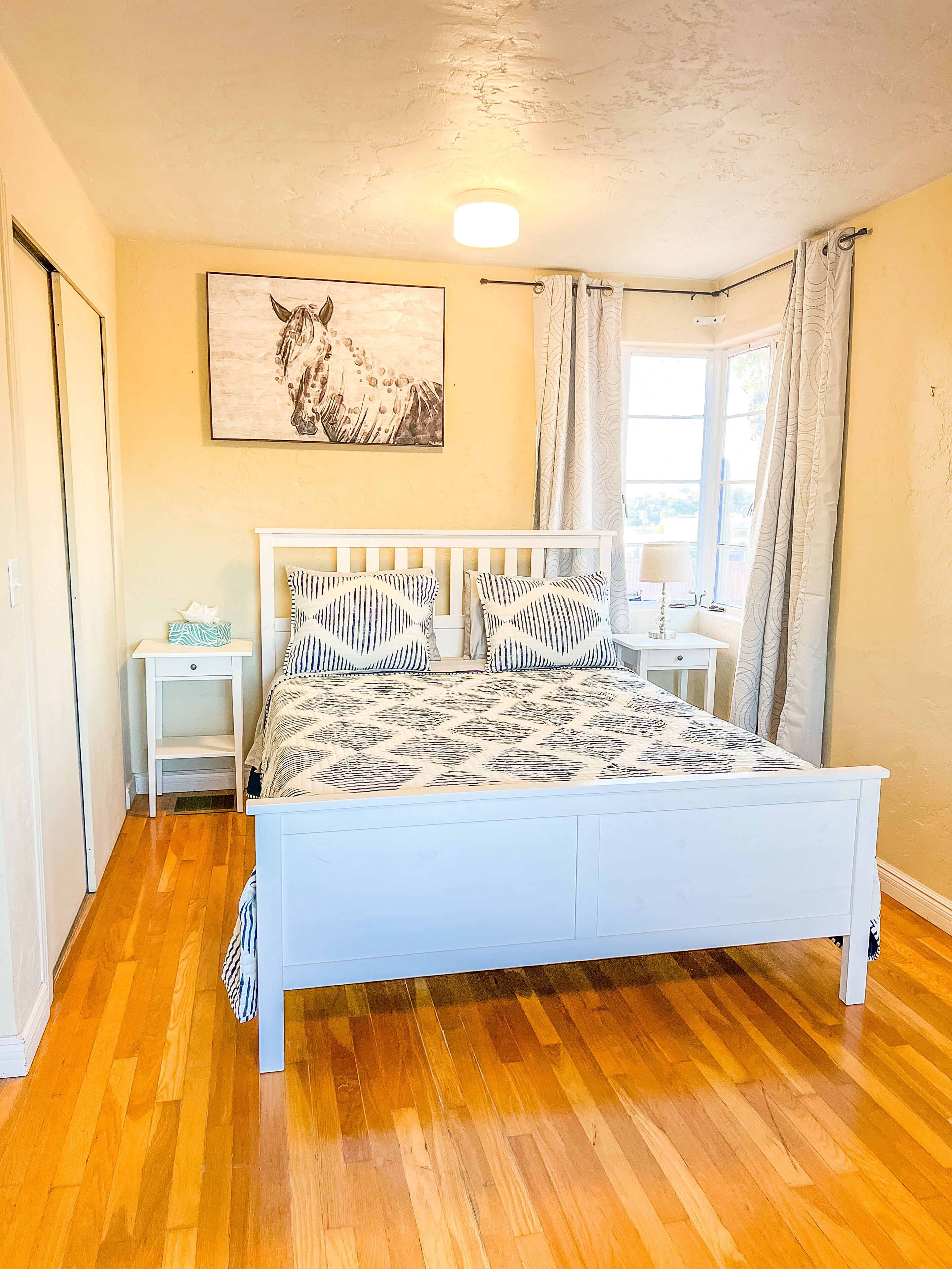 1 chambre, fer et planche à repasser, lit parapluie, Wi-Fi gratuit