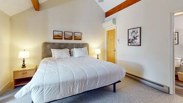 2 bedrooms, internet, bed sheets