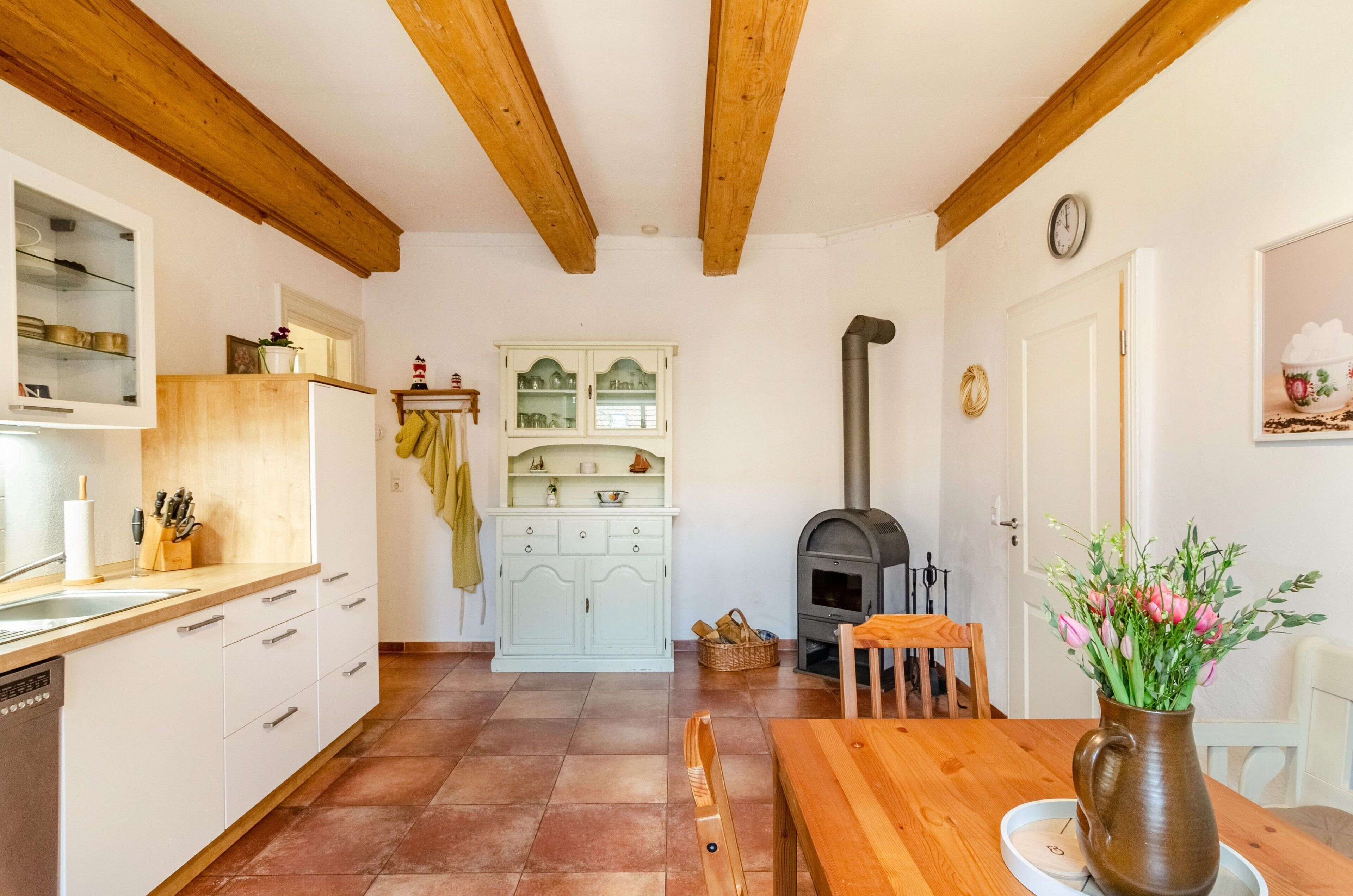 雪櫃、微波爐、焗爐、爐具