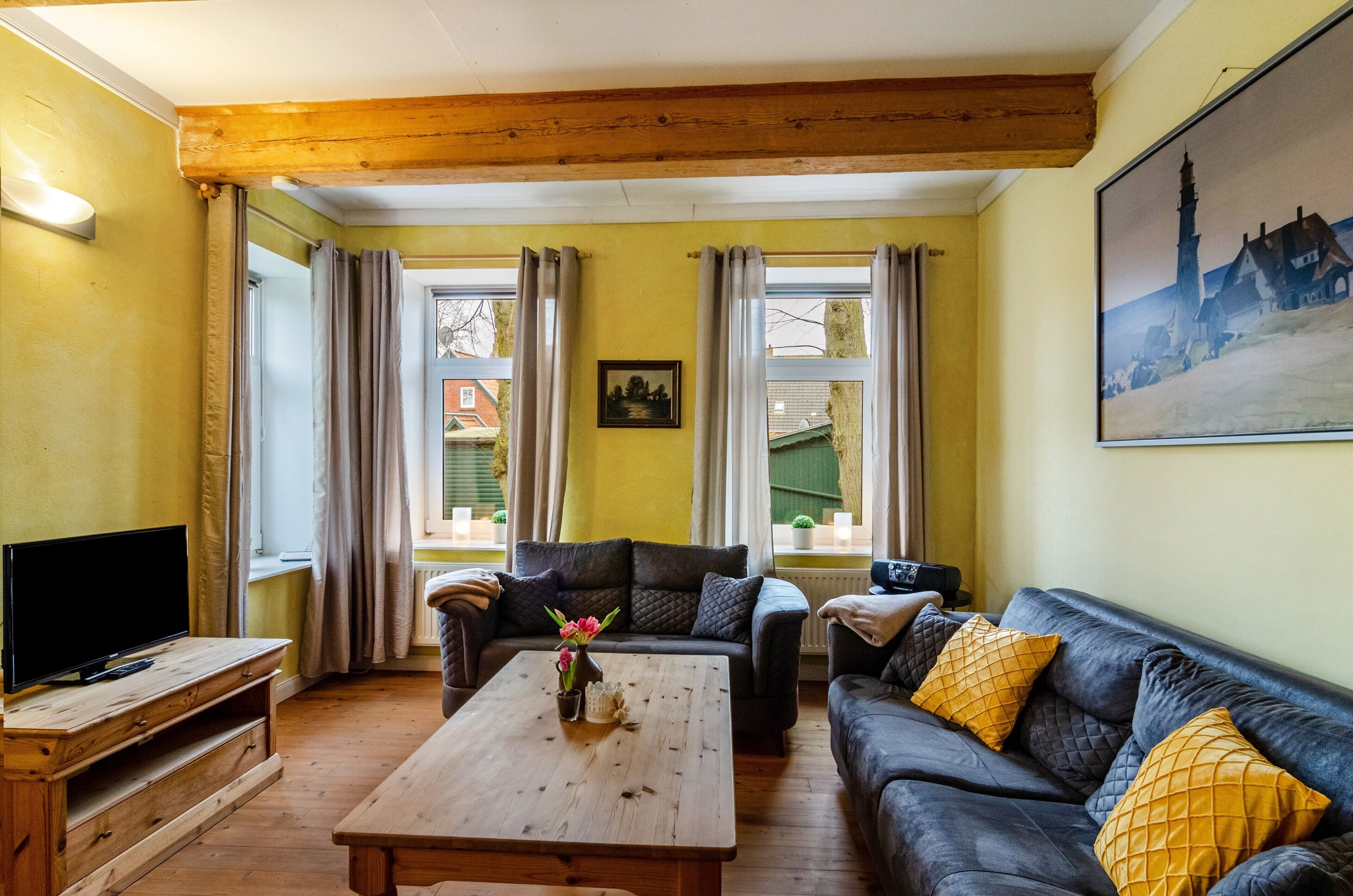 TV, fireplace, DVD player, stereo