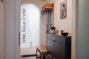 Interior - Holiday Apartment "Casa Graf" with Private Terrace, Private Garden & Wi-Fi (Bad Emstal)