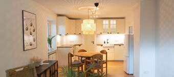 Appartement 'Chiemsee Schwanenloft' mit Garten, W-Lan und Parkplatz