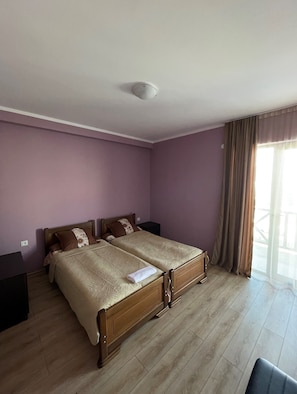 1 bedroom, blackout curtains, iron/ironing board, free WiFi - Khando 2023 (Kazbegi)