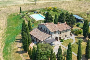 Esterni