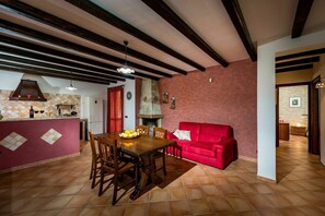 Interior - Villa Del Golfo - Castellammare Del Golfo ,Sicily (Castellammare del Golfo)