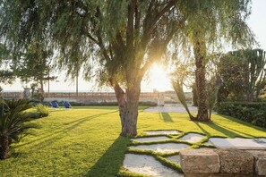 Property grounds - Villa Salinella - Trapani ,Sicily (Trapani)