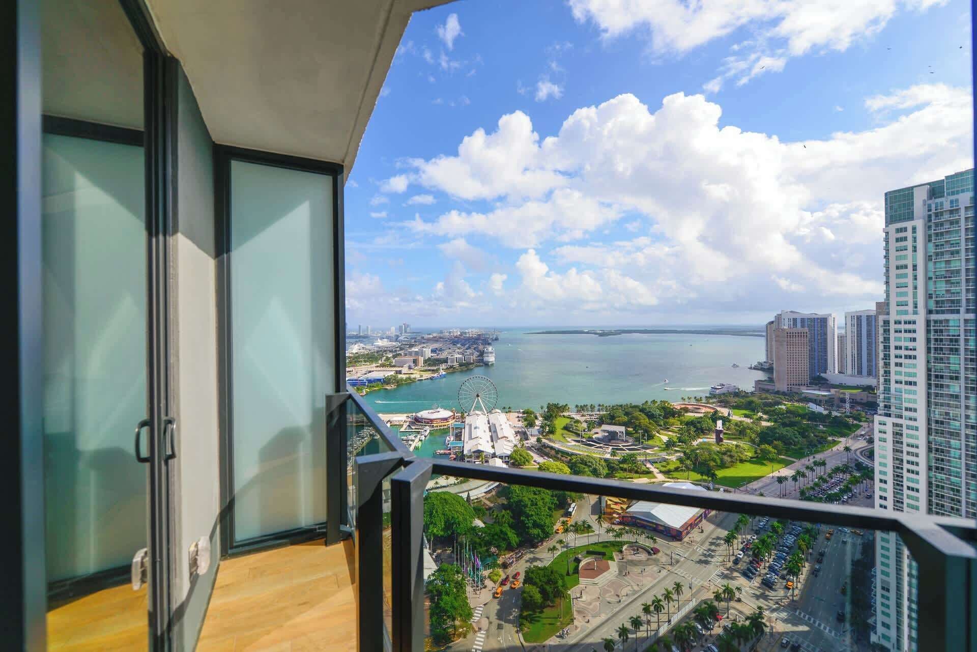 Luxury Studio W Stunning Bay Views/Downtown Miami