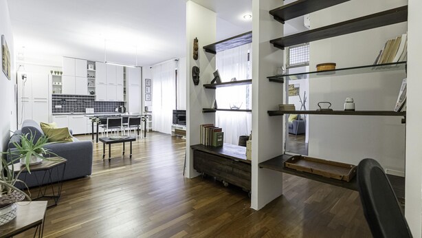 A modern apartment with a kitchen, dining area, and living room. - Italianway Easy - Piceno 44 (Milan)