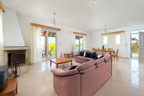 Villa | 4 bedrooms - Villa Sunset in Rhodes (Rhodes)