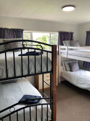 3 bedrooms, desk, iron/ironing board, travel cot