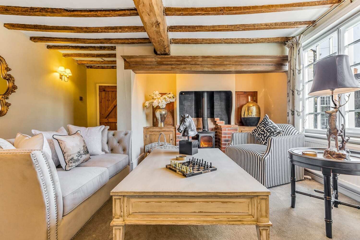 TV, fireplace, offices