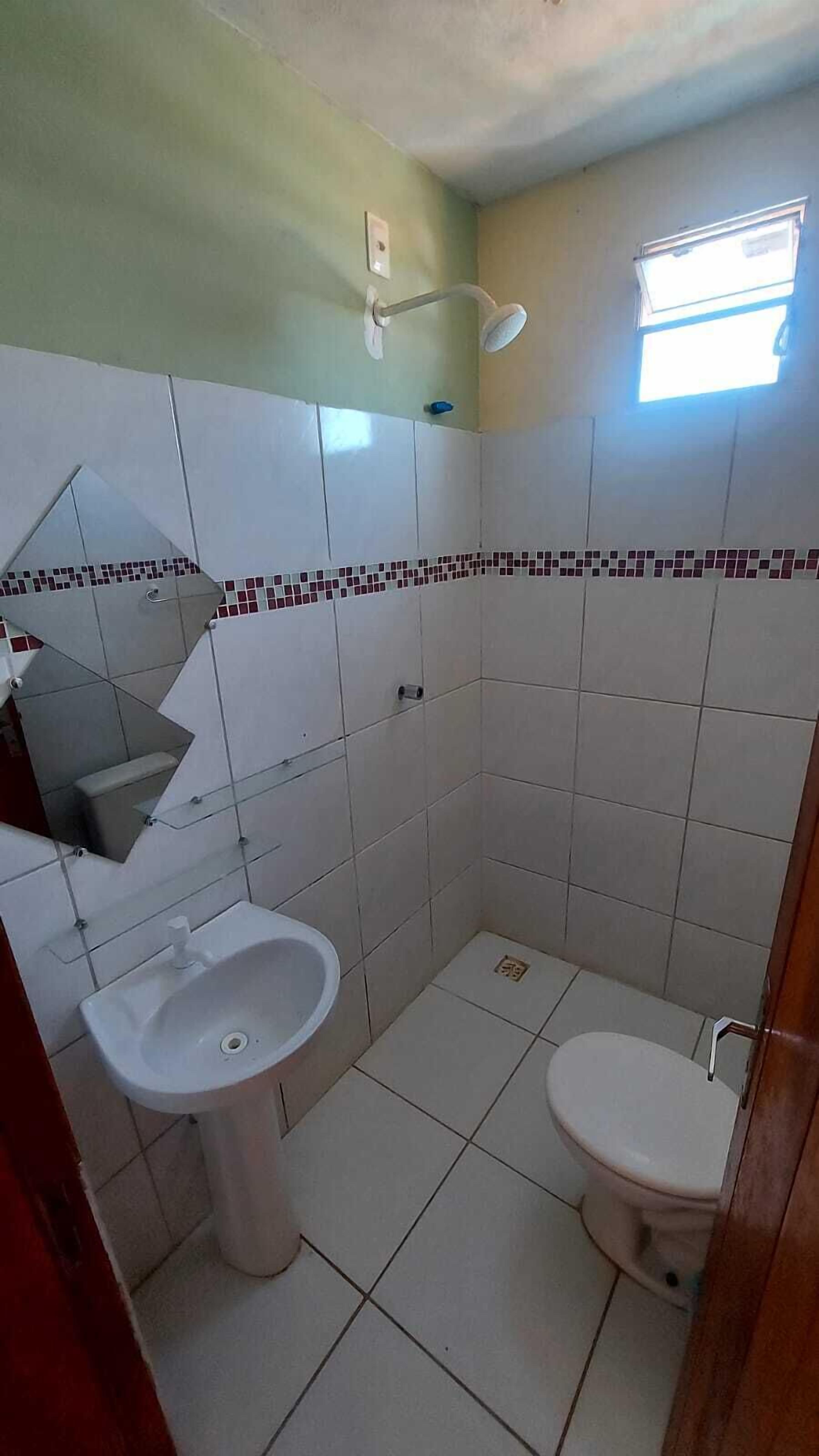 Family House | Bathroom