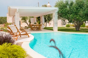 Villa | 5 bedrooms - Trulli Petrantiqua in Locorotondo (Locorotondo)