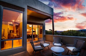 Outdoor dining - Thunder Mountain Villa Panoramic Mountain Views w/ Hot Tub
(Sedona)