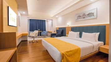 Deluxe Double Room | In-room safe, desk, laptop workspace, soundproofing