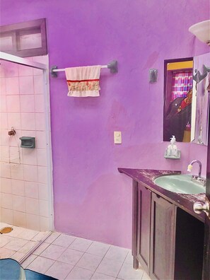 Bungalow, 1 kamar tidur, Boleh Merokok | Kamar mandi