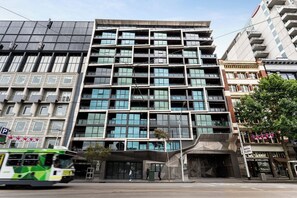 Exterior - Luxury Villas Yarra View (With Car Parking) (Melbourne)