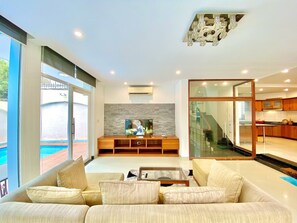 Living area - Gem Villa 215 - Biệt thư hiện đại có hồ bơi lớn giữa lòng Thảo Điền (Quận 2)