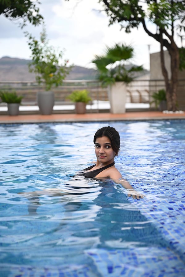 Outdoor pool - Ikshana Resort & Spa- Khandala (Mawal)
