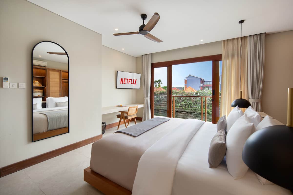 3 habitaciones, ropa de cama de alta calidad y minibar