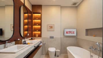 Rainfall showerhead, free toiletries, hair dryer, bathrobes