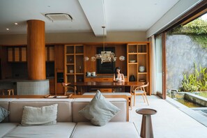 迷你雪櫃、微波爐、焗爐、爐具