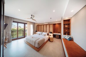 Three Bedroom Villa With Private Pool | Premium bedding, minibar, in-room safe, desk