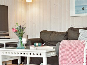 TV, peis og DVD-spiller