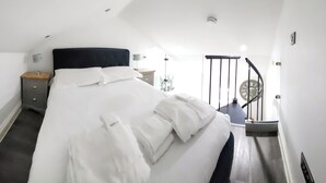 Uklassifisert bilde, 3 av 8, knapp