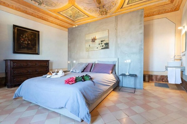 4 habitaciones, wifi y ropa de cama
