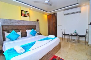 Classic Double or Twin Room | Soundproofing, free WiFi - Hotel Broadway (New Delhi)
