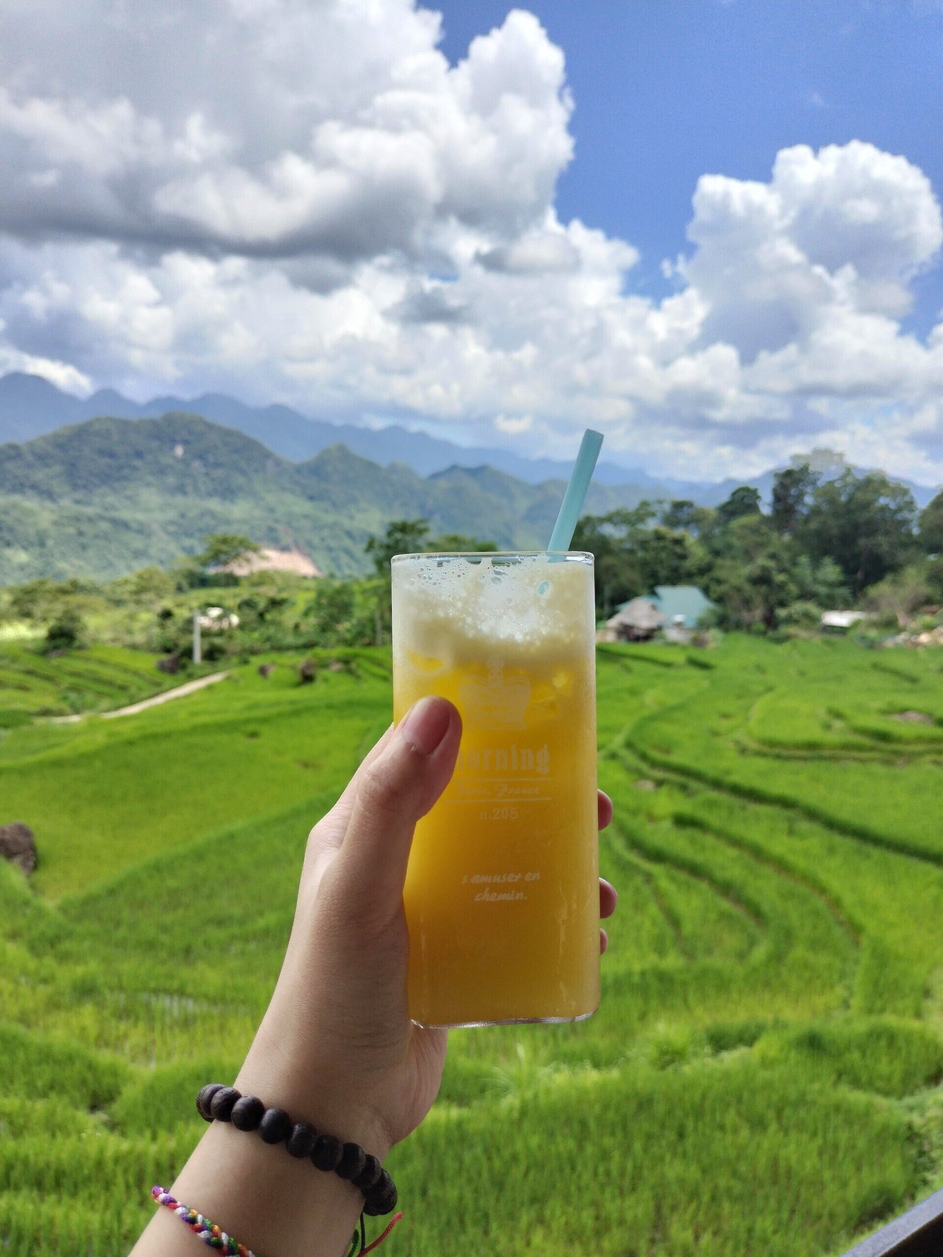 Thức ăn và đồ uống