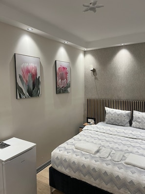 Premium bedding, down duvets, in-room safe, blackout curtains
