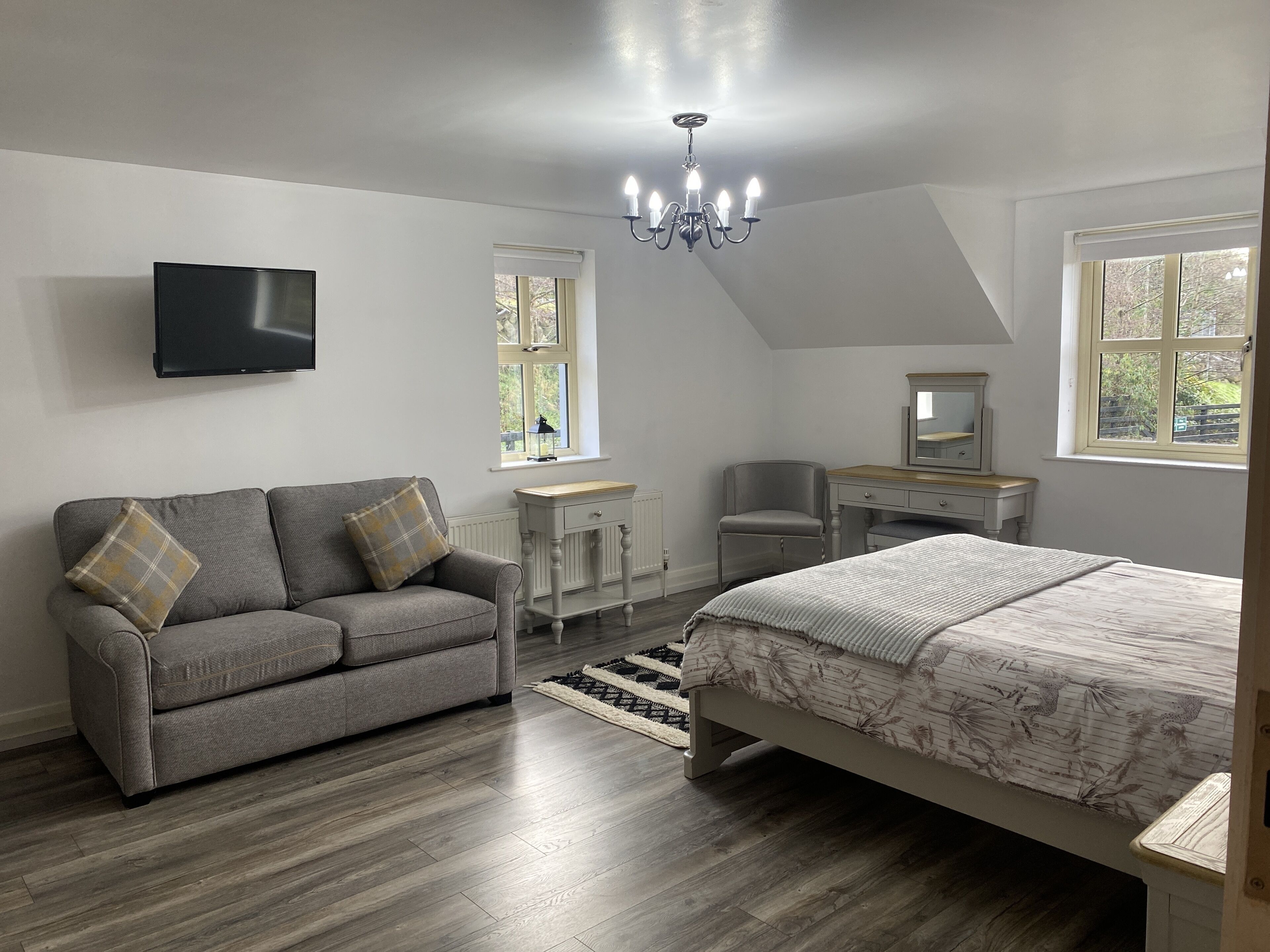 6 bedrooms, free WiFi, bed sheets