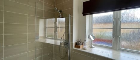 Dusche, Haartrockner