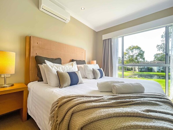 2 bedrooms, iron/ironing board, Internet, bed sheets